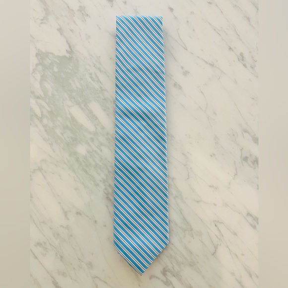 NWOT Men’s Valero Garati 100% Polyester Tie - Picture 1 of 3